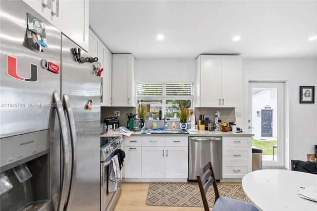 5854 SW 62nd St, Miami, FL 33143