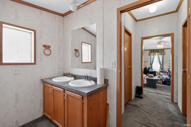 406 E Hancock Avenue, Mitchell, IN 47446