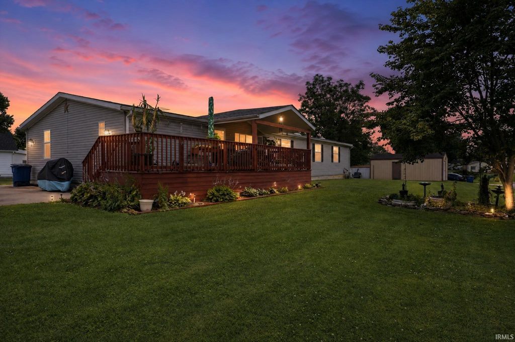 406 E Hancock Avenue, Mitchell, IN 47446