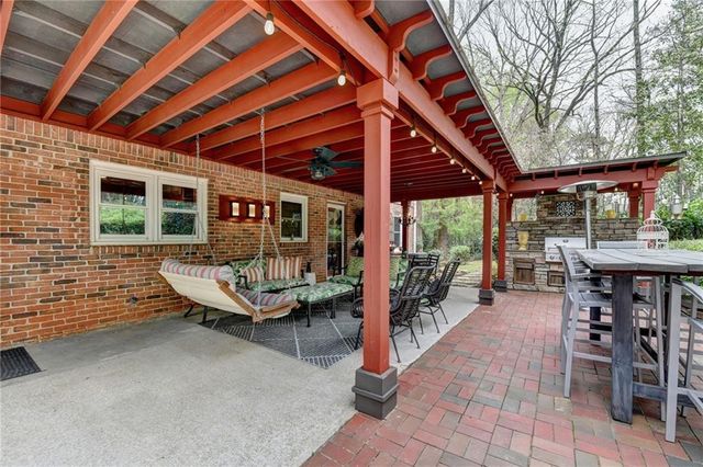 5455 Pheasant Run, Stone Mountain, GA 30087