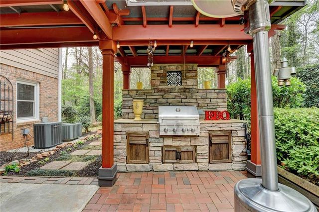 5455 Pheasant Run, Stone Mountain, GA 30087