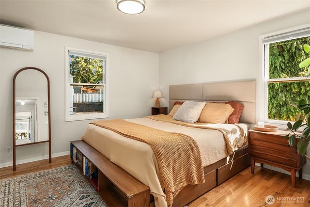 7439 S 116th Place, Seattle, WA 98178