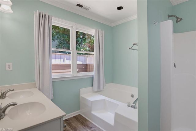3220 Hickory Ridge Drive, Winston-salem, NC 27127