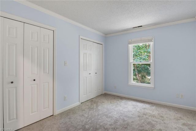 3220 Hickory Ridge Drive, Winston-salem, NC 27127