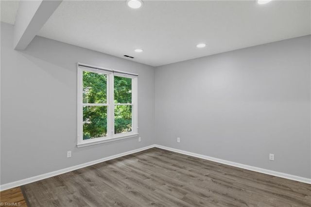 3220 Hickory Ridge Drive, Winston-salem, NC 27127