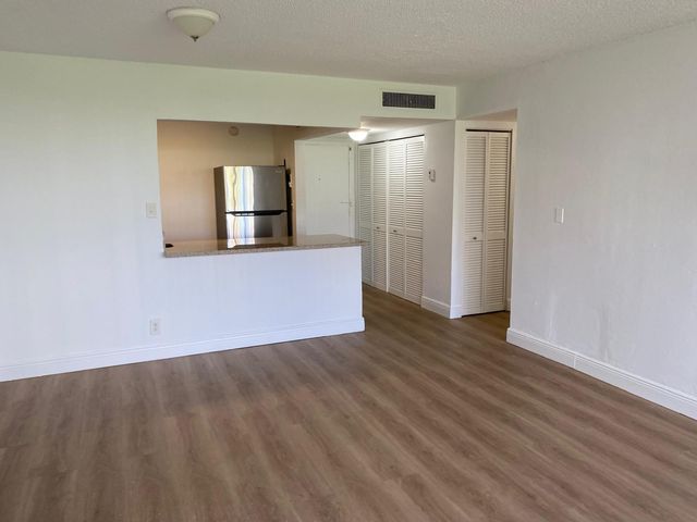 9143 SW 77th Avenue, Miami, FL 33156