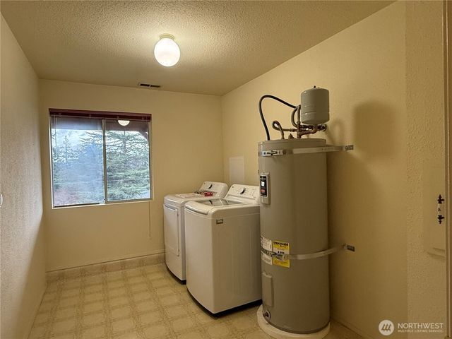 1256 Mount Baker Avenue, Camano Island, WA 98282