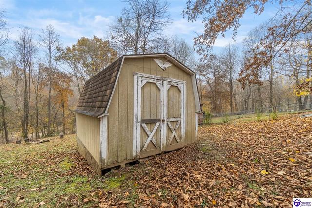 368 Adkins Camp Loop, Hudson, KY 40145