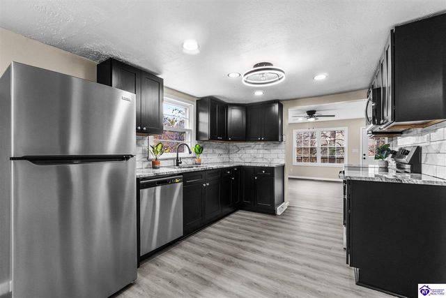 368 Adkins Camp Loop, Hudson, KY 40145