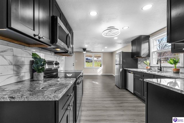 368 Adkins Camp Loop, Hudson, KY 40145