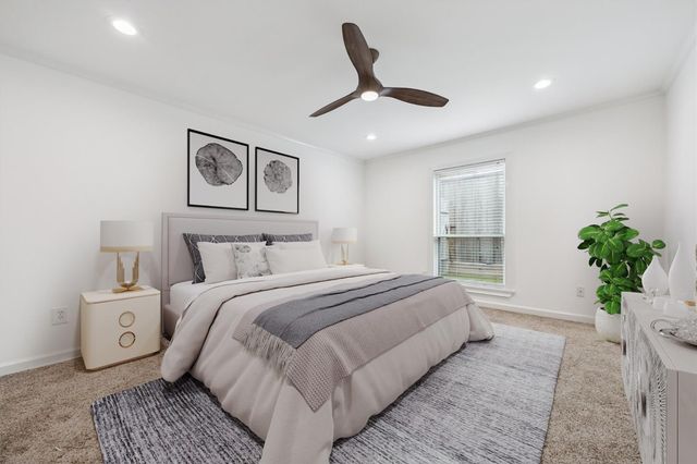 7575 Katy Freeway 4, Houston, TX 77024