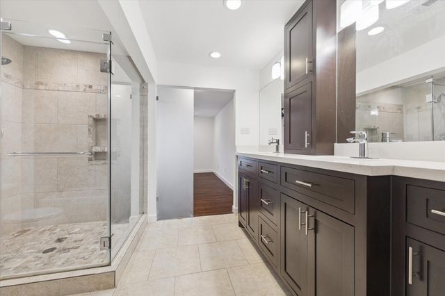 7575 Katy Freeway 4, Houston, TX 77024