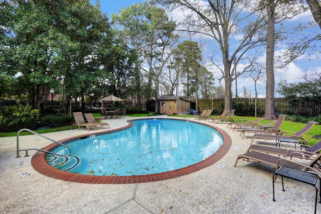 7575 Katy Freeway 4, Houston, TX 77024