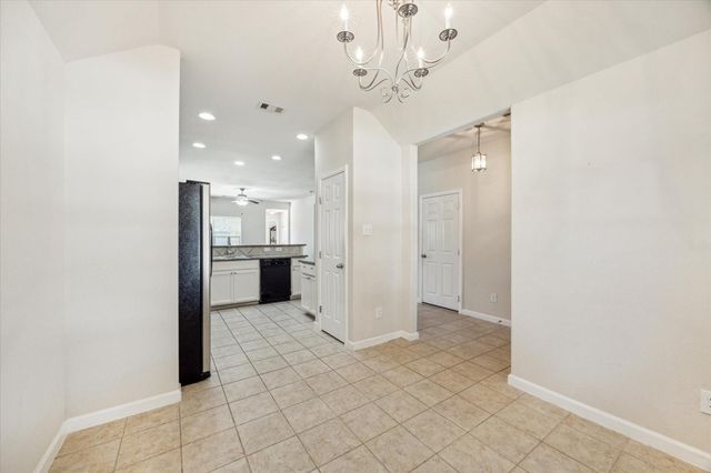 3039 Boxwood Springs Lane, Dickinson, TX 77539