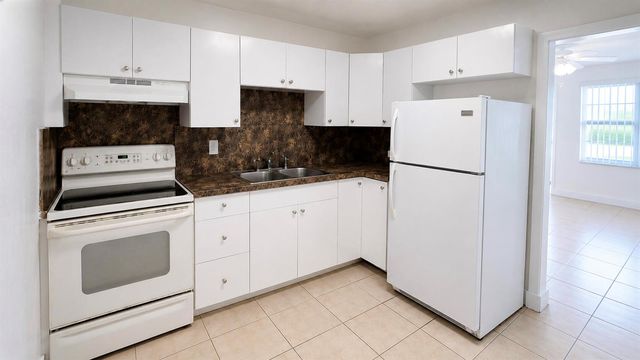 3970 NW 31ST Terrace 1, Lauderdale Lakes, FL 33309