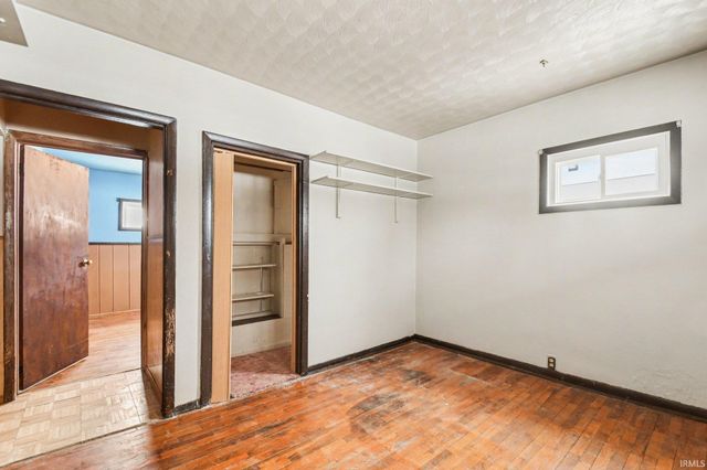 2005 Panama Street, Mishawaka, IN 46544