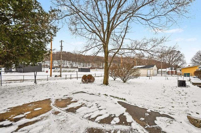 2005 Panama Street, Mishawaka, IN 46544