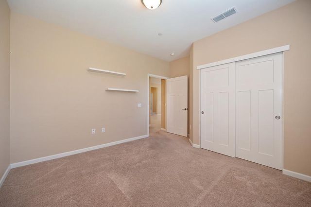 7414 Sun Rose Way, Sacramento, CA 95829