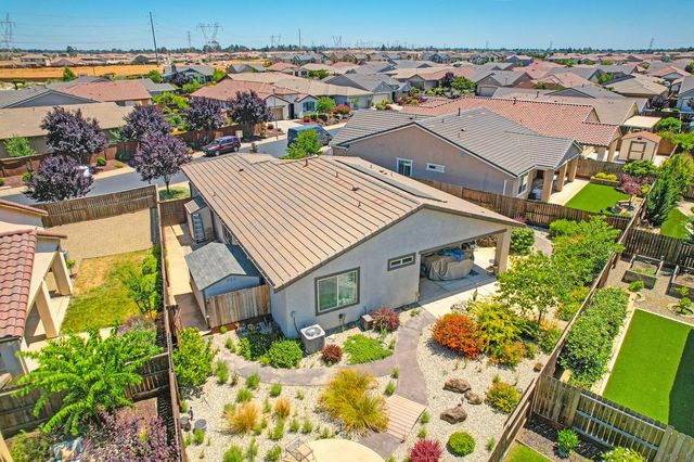 7414 Sun Rose Way, Sacramento, CA 95829