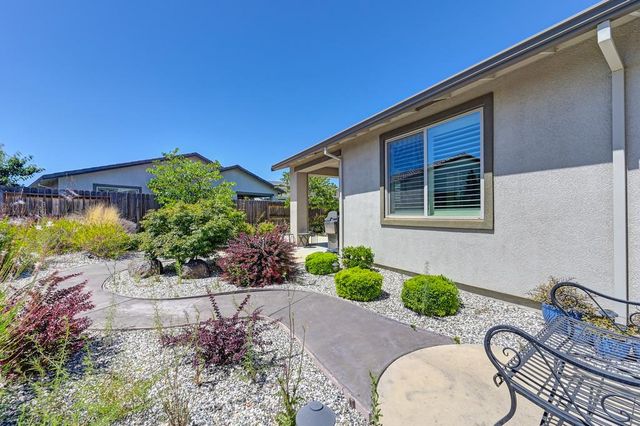 7414 Sun Rose Way, Sacramento, CA 95829