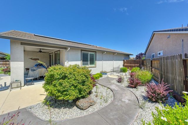 7414 Sun Rose Way, Sacramento, CA 95829