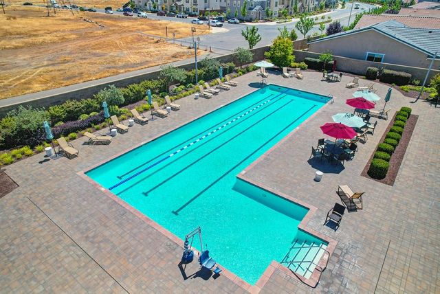 7414 Sun Rose Way, Sacramento, CA 95829