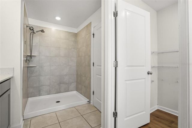 1721 WHITE WATER COURT, Davenport, FL 33837