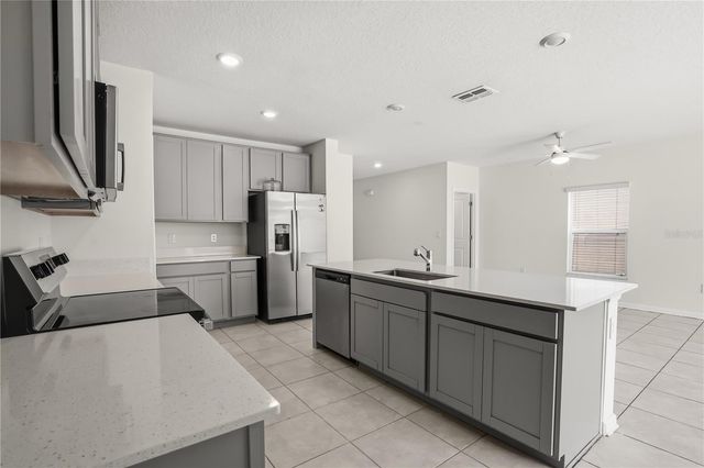 1721 WHITE WATER COURT, Davenport, FL 33837