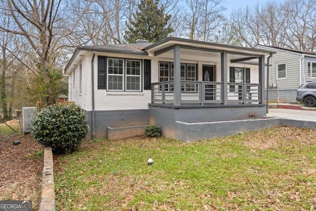 170 Stanhope Circle NW, Atlanta, GA 30314