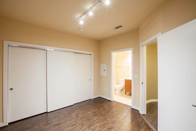 4107 Bowser Avenue 308, Dallas, TX 75219