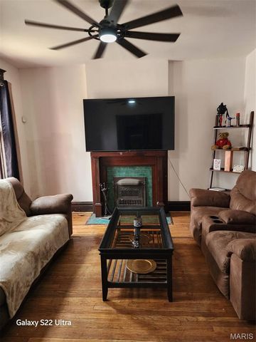 1215 Clara Avenue, St Louis, MO 63112