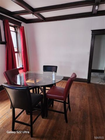 1215 Clara Avenue, St Louis, MO 63112