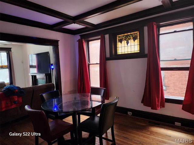 1215 Clara Avenue, St Louis, MO 63112