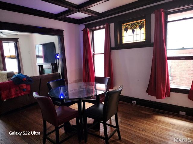 1215 Clara Avenue, St Louis, MO 63112