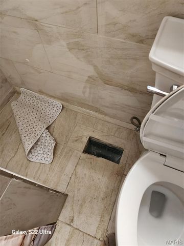 1215 Clara Avenue, St Louis, MO 63112