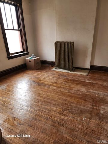 1215 Clara Avenue, St Louis, MO 63112