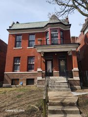 1215 Clara Avenue, St Louis, MO 63112