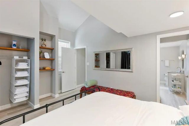 1007 Allen Avenue, St Louis, MO 63104
