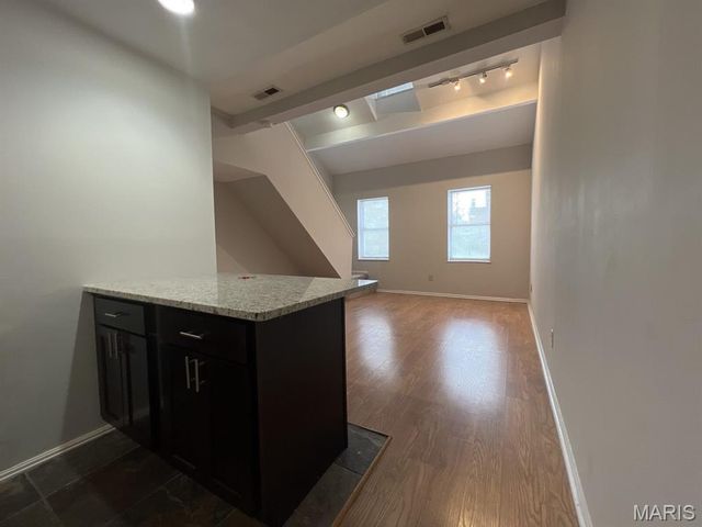 1007 Allen Avenue, St Louis, MO 63104