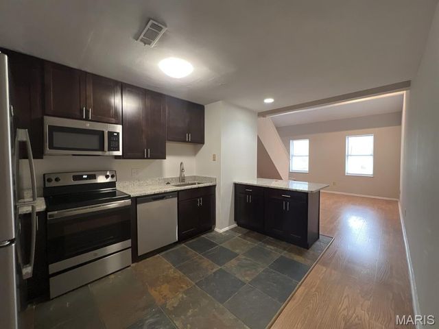 1007 Allen Avenue, St Louis, MO 63104