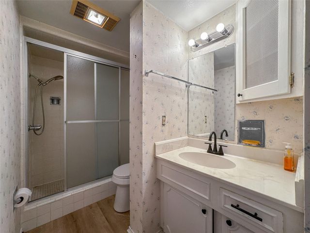 5122 Sandydale Lane, Houston, TX 77039