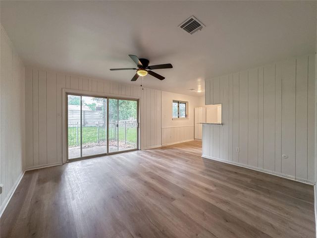 5122 Sandydale Lane, Houston, TX 77039