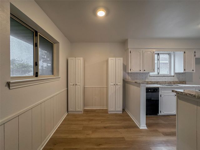 5122 Sandydale Lane, Houston, TX 77039