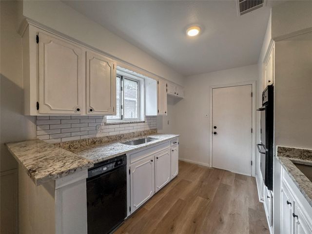 5122 Sandydale Lane, Houston, TX 77039