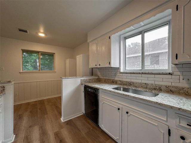 5122 Sandydale Lane, Houston, TX 77039