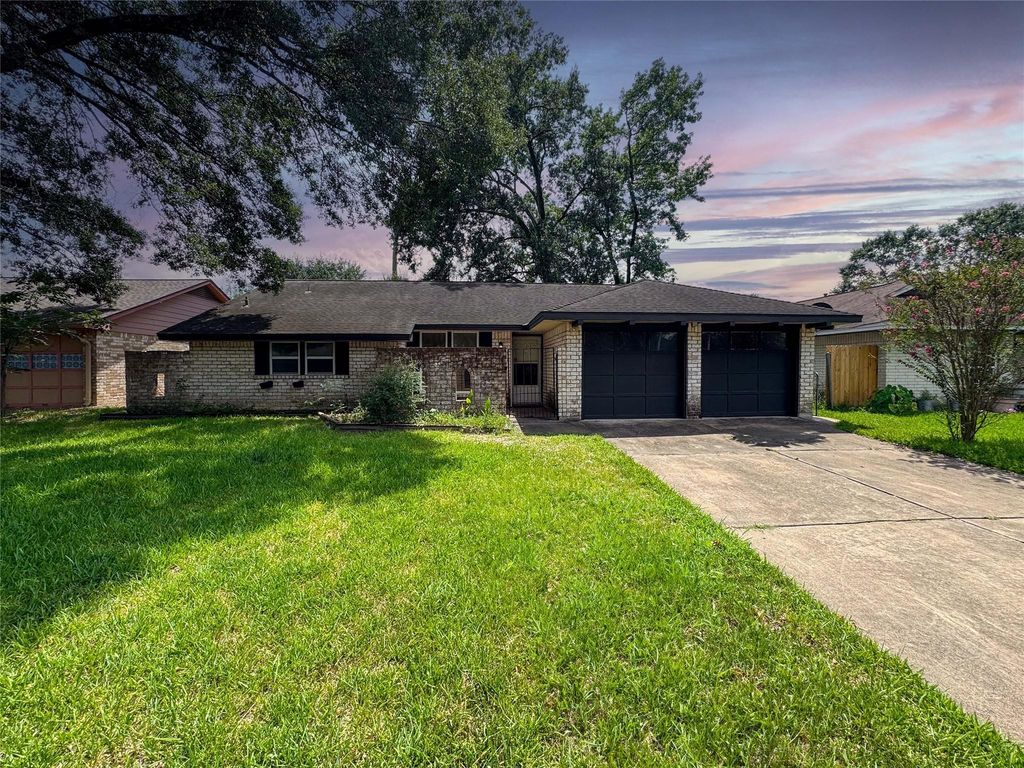 5122 Sandydale Lane, Houston, TX 77039
