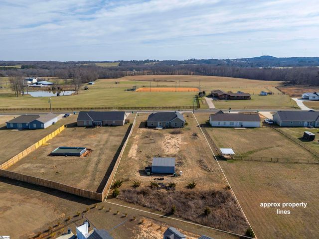 355 Ann's Trail, Gaffney, SC 29341