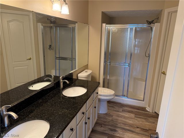 23413 Grist Mill Court 4, Olmsted Falls, OH 44138
