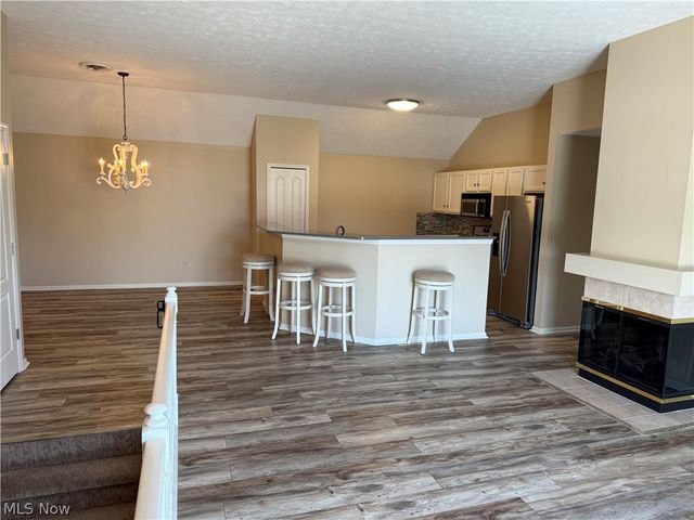 23413 Grist Mill Court 4, Olmsted Falls, OH 44138
