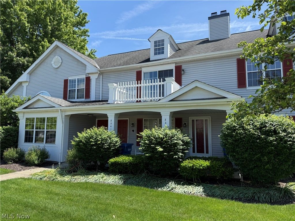 23413 Grist Mill Court 4, Olmsted Falls, OH 44138